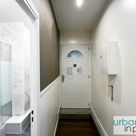 Urbanflat 23 - Charming Flat In *